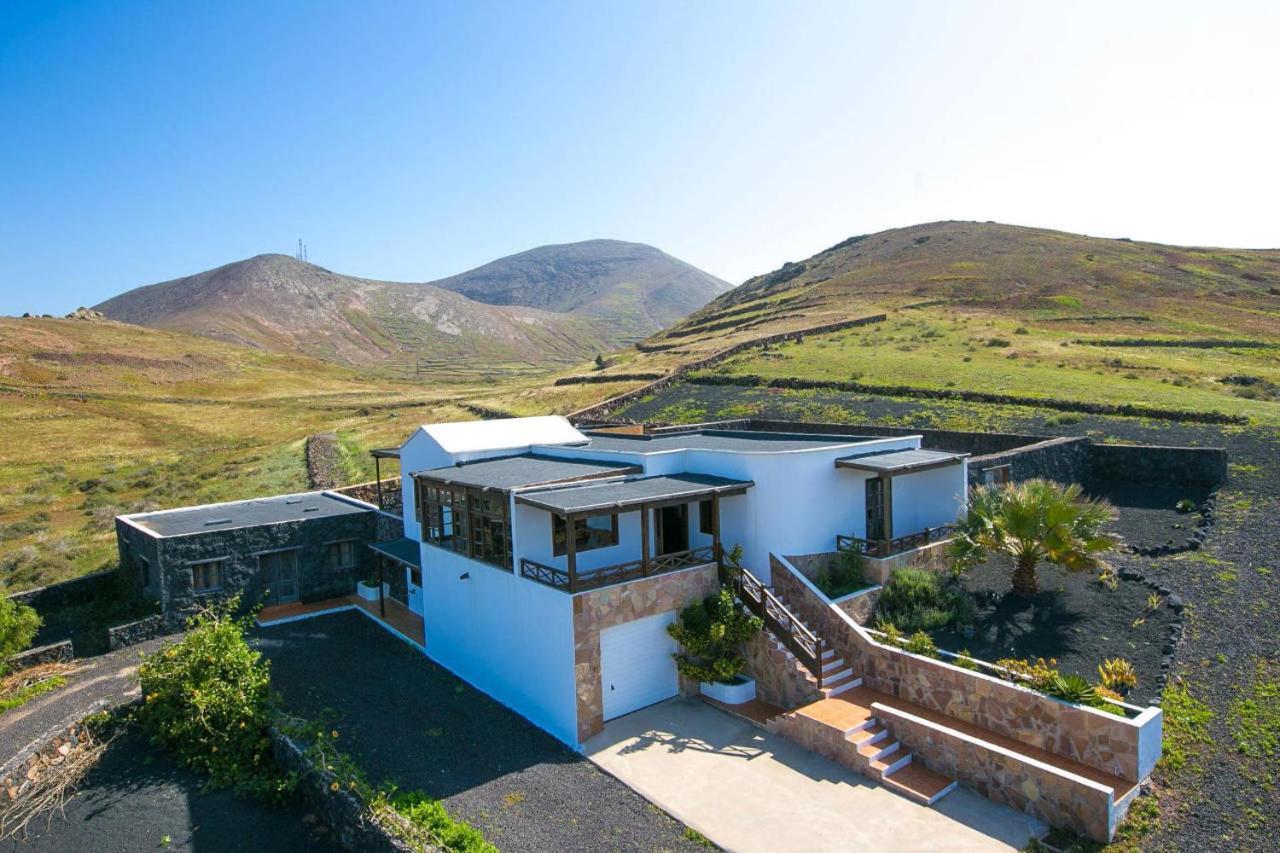Casa Acequia Villa Tinajo Exterior photo